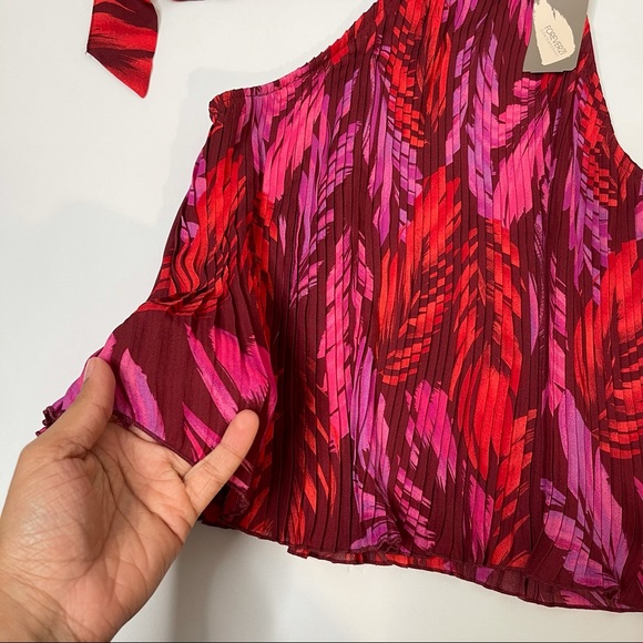 Palm tree print sleeveless blouse - Picture 3 of 6